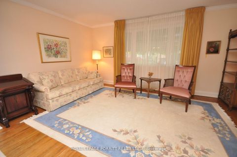 Photo 3 at 42 Ecker Drive, Alderwood, Toronto