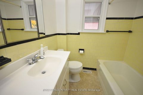 Photo 9 at 42 Ecker Drive, Alderwood, Toronto