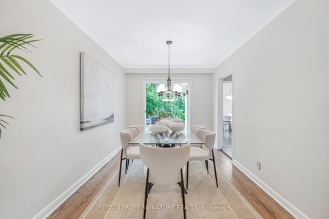 Photo 4 at 16 Revcoe Drive, Newtonbrook East, Toronto
