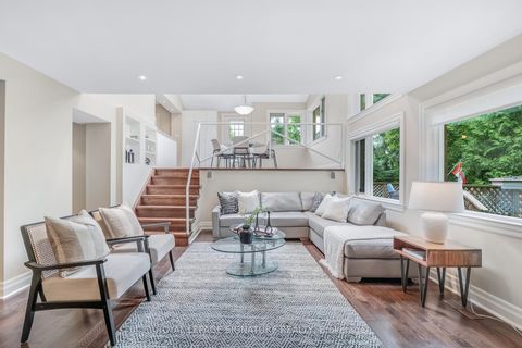 Photo 13 at 16 Revcoe Drive, Newtonbrook East, Toronto