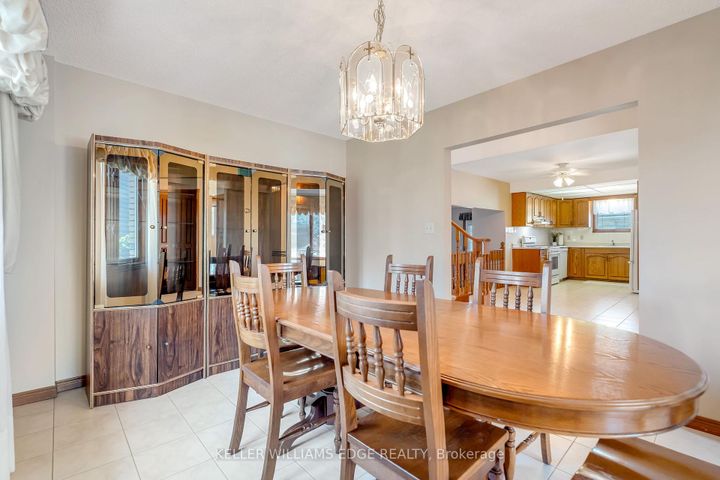 Photo 8 at 203 Margaret Avenue, Stoney Creek, Hamilton