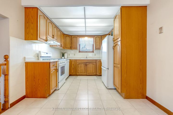 Photo 10 at 203 Margaret Avenue, Stoney Creek, Hamilton