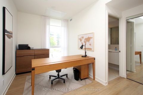 Photo 5 at 305 - 10 Deerlick Court, Donalda, Toronto
