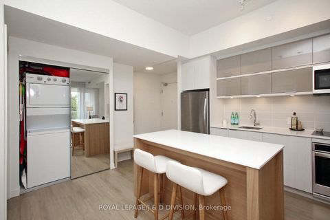 Photo 13 at 305 - 10 Deerlick Court, Donalda, Toronto