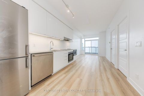Photo 4 at 323 - 7 Kenaston Garden, Bayview Village, Toronto