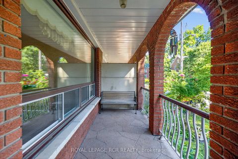 Photo 5 at 8 Cross Street, Weston, Toronto