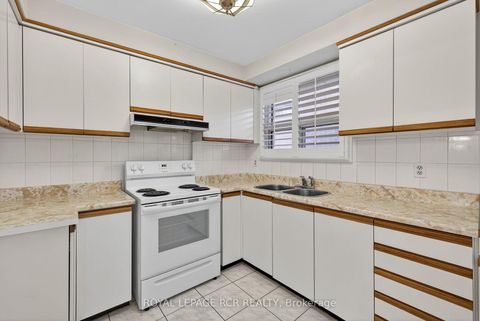 Photo 14 at 8 Cross Street, Weston, Toronto