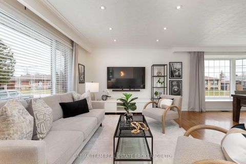 Photo 3 at 62 Burr Avenue, Rustic, Toronto