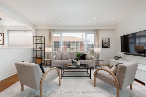 Photo 7 at 62 Burr Avenue, Rustic, Toronto