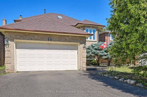 Photo 3 at 8 Elmsley Drive E, Observatory, Richmond Hill