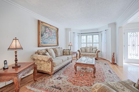 Photo 8 at 8 Elmsley Drive E, Observatory, Richmond Hill