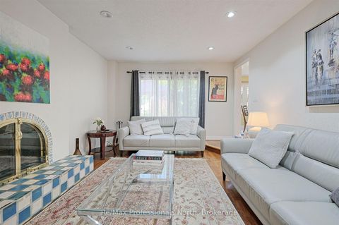 Photo 20 at 8 Elmsley Drive E, Observatory, Richmond Hill
