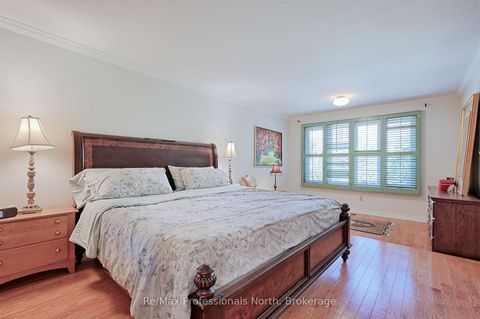 Photo 25 at 8 Elmsley Drive E, Observatory, Richmond Hill