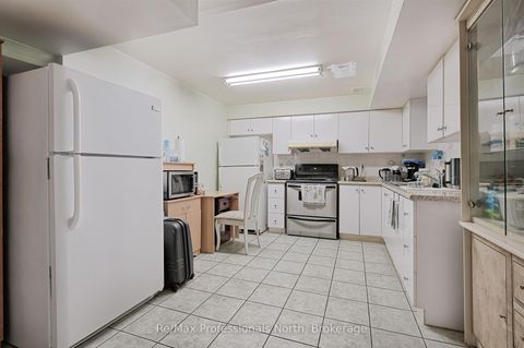Photo 38 at 8 Elmsley Drive E, Observatory, Richmond Hill