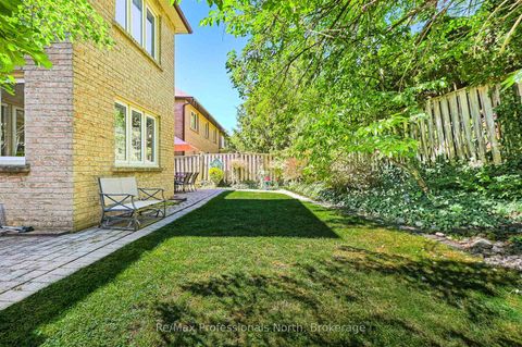 Photo 43 at 8 Elmsley Drive E, Observatory, Richmond Hill