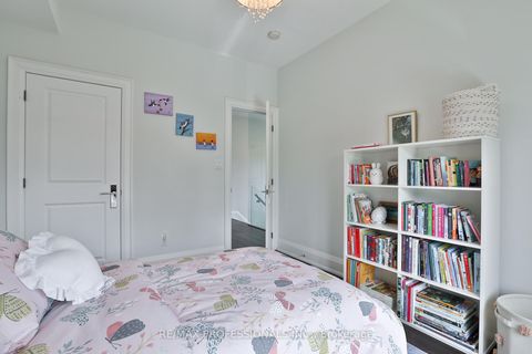 Photo 29 at 6 Meadowcrest Road, Queensway, Toronto