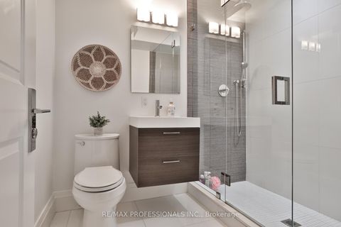 Photo 38 at 6 Meadowcrest Road, Queensway, Toronto