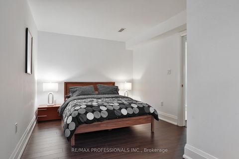 Photo 41 at 6 Meadowcrest Road, Queensway, Toronto