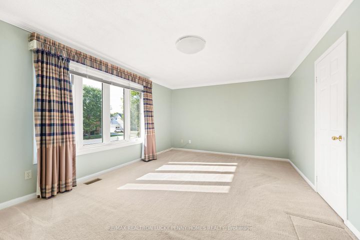 Photo 27 at 17 McPhillips Avenue, Bullock, Markham