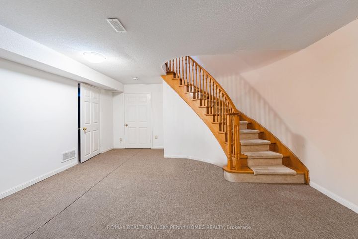 Photo 32 at 17 McPhillips Avenue, Bullock, Markham