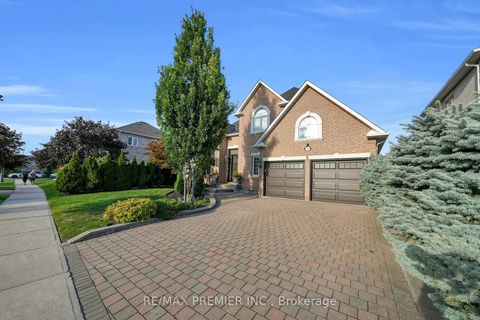Photo 1 at 93 Novaview Crescent, East Woodbridge, Vaughan