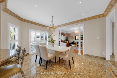 Photo 12 at 93 Novaview Crescent, East Woodbridge, Vaughan