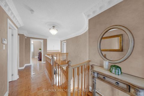 Photo 17 at 93 Novaview Crescent, East Woodbridge, Vaughan