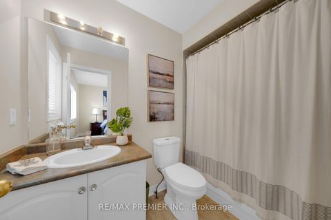 Photo 25 at 93 Novaview Crescent, East Woodbridge, Vaughan