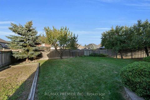 Photo 39 at 93 Novaview Crescent, East Woodbridge, Vaughan