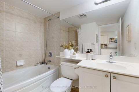 Photo 15 at 1405 - 15 Greenview Avenue, Newtonbrook West, Toronto