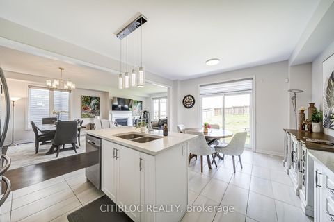Photo 14 at 9 Abbey Crescent, Rural Barrie Southeast, Barrie