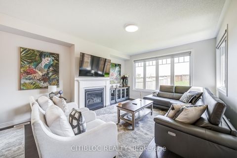 Photo 17 at 9 Abbey Crescent, Rural Barrie Southeast, Barrie