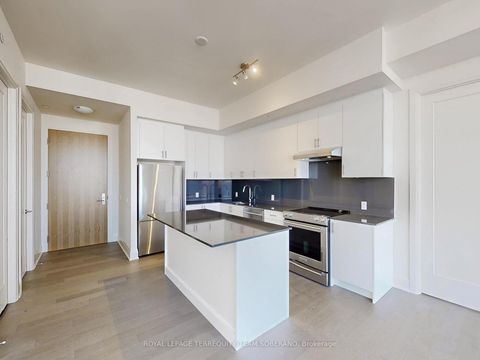 Photo 9 at PH109 - 8960 Jane Street, Concord, Vaughan