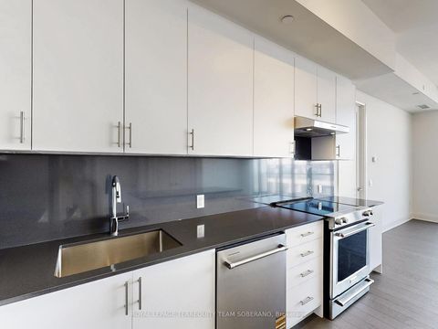 Photo 13 at PH109 - 8960 Jane Street, Concord, Vaughan