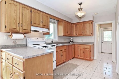 Photo 12 at 6215 17th Side Road, Rural King, King