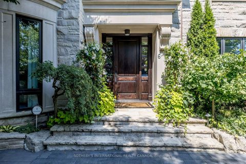 Photo 1 at 6 Bayview Wood, York Mills, Toronto