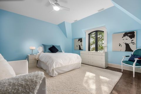 Photo 27 at 6 Bayview Wood, York Mills, Toronto