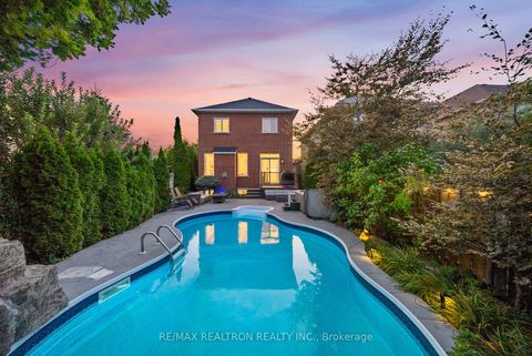 Photo 0 at 565 Thornhill Woods Drive, Patterson, Vaughan