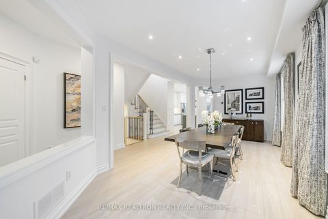 Photo 14 at 565 Thornhill Woods Drive, Patterson, Vaughan