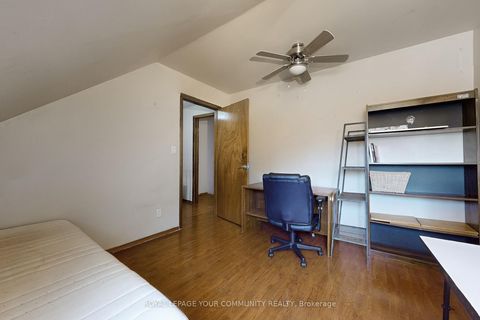 Photo 21 at 134 Brunswick Avenue, University, Toronto