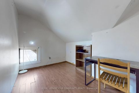 Photo 23 at 134 Brunswick Avenue, University, Toronto