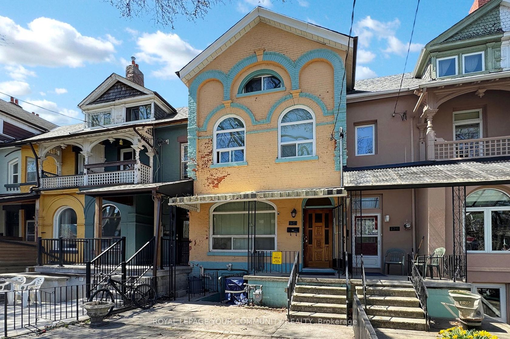 134 Brunswick Avenue, University, Toronto 