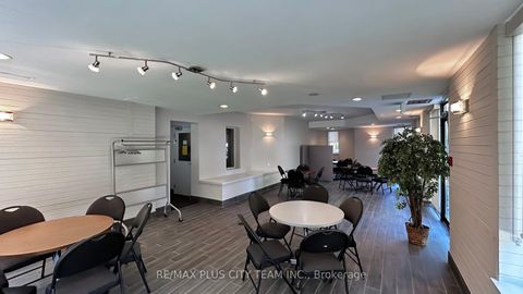 Photo 26 at 410 - 7440 Bathurst Street, Brownridge, Vaughan