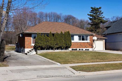 Photo 0 at 149 Leighland Avenue, CP College Park, Oakville
