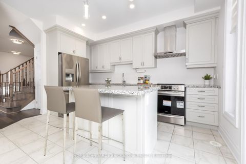Photo 17 at 54 Campobello Street, Patterson, Vaughan