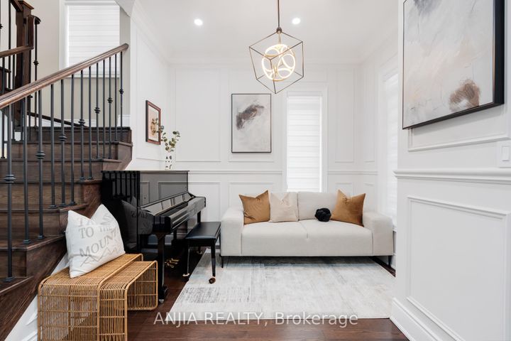 Photo 2 at 9 Mario Avenue, Cachet, Markham