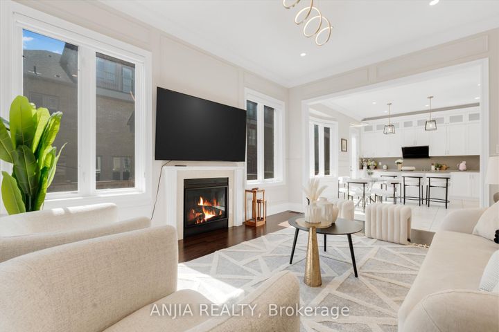 Photo 15 at 9 Mario Avenue, Cachet, Markham