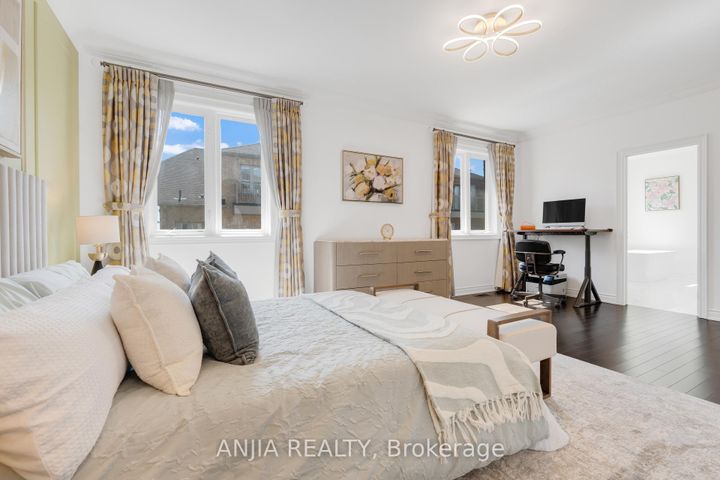 Photo 17 at 9 Mario Avenue, Cachet, Markham