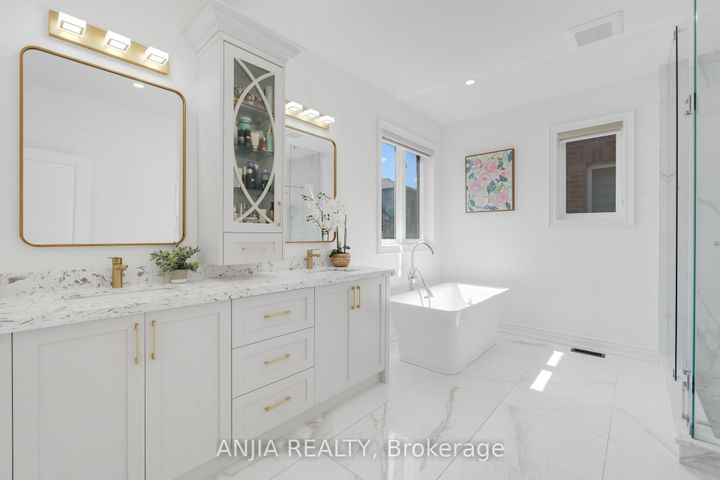 Photo 18 at 9 Mario Avenue, Cachet, Markham