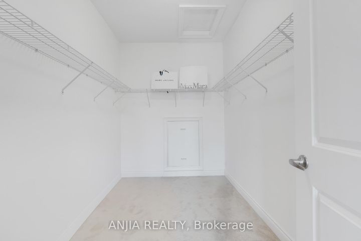 Photo 34 at 9 Mario Avenue, Cachet, Markham
